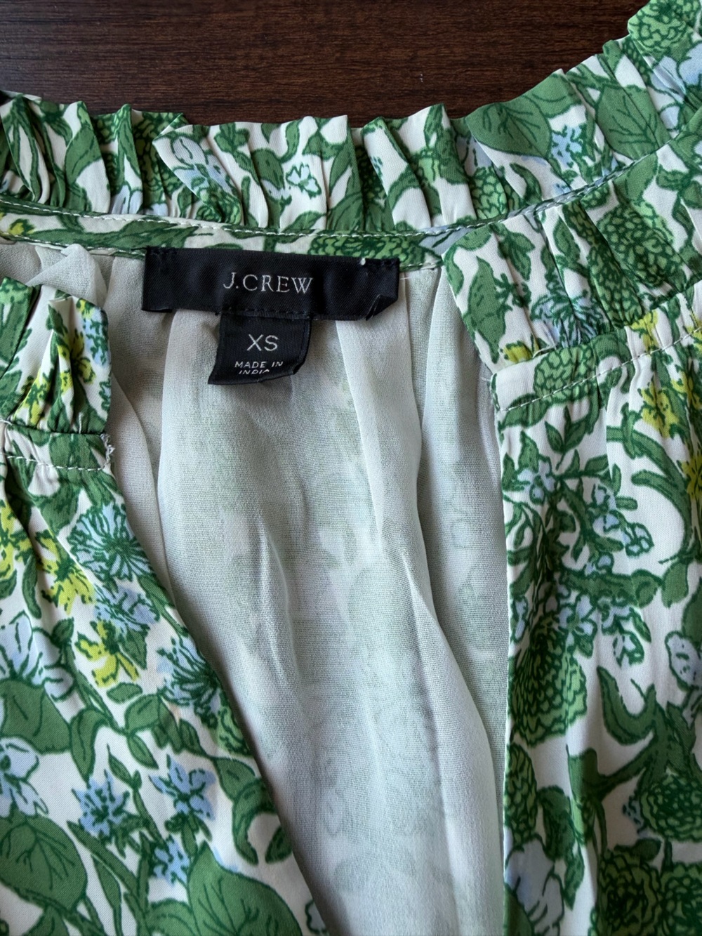 J Crew Smocked-waist featherweight satin dress in tossed floral - Picture 4 of 4